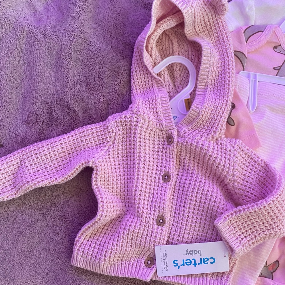 🆕Carters Baby Newborn baby girl sweater top